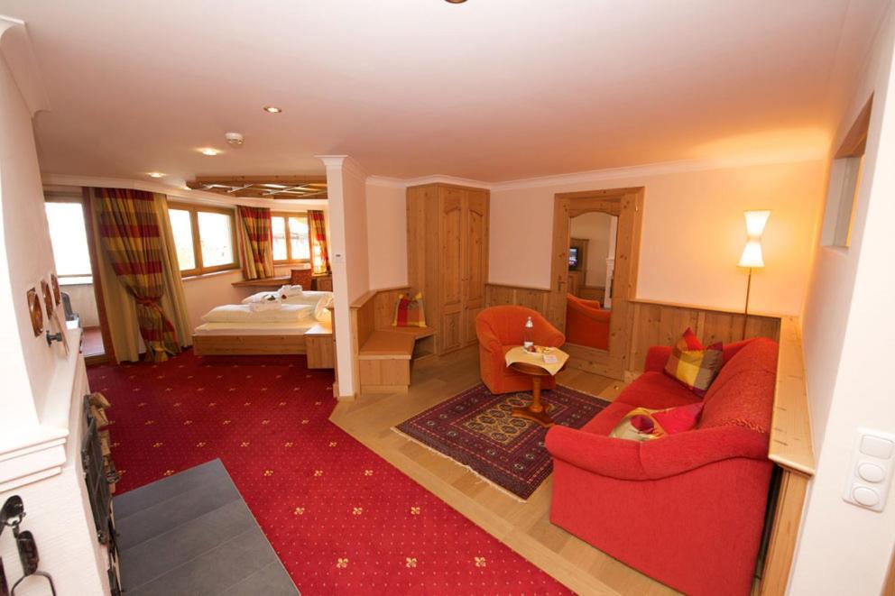 Jufa Alpenhotel Saalbach Luaran gambar