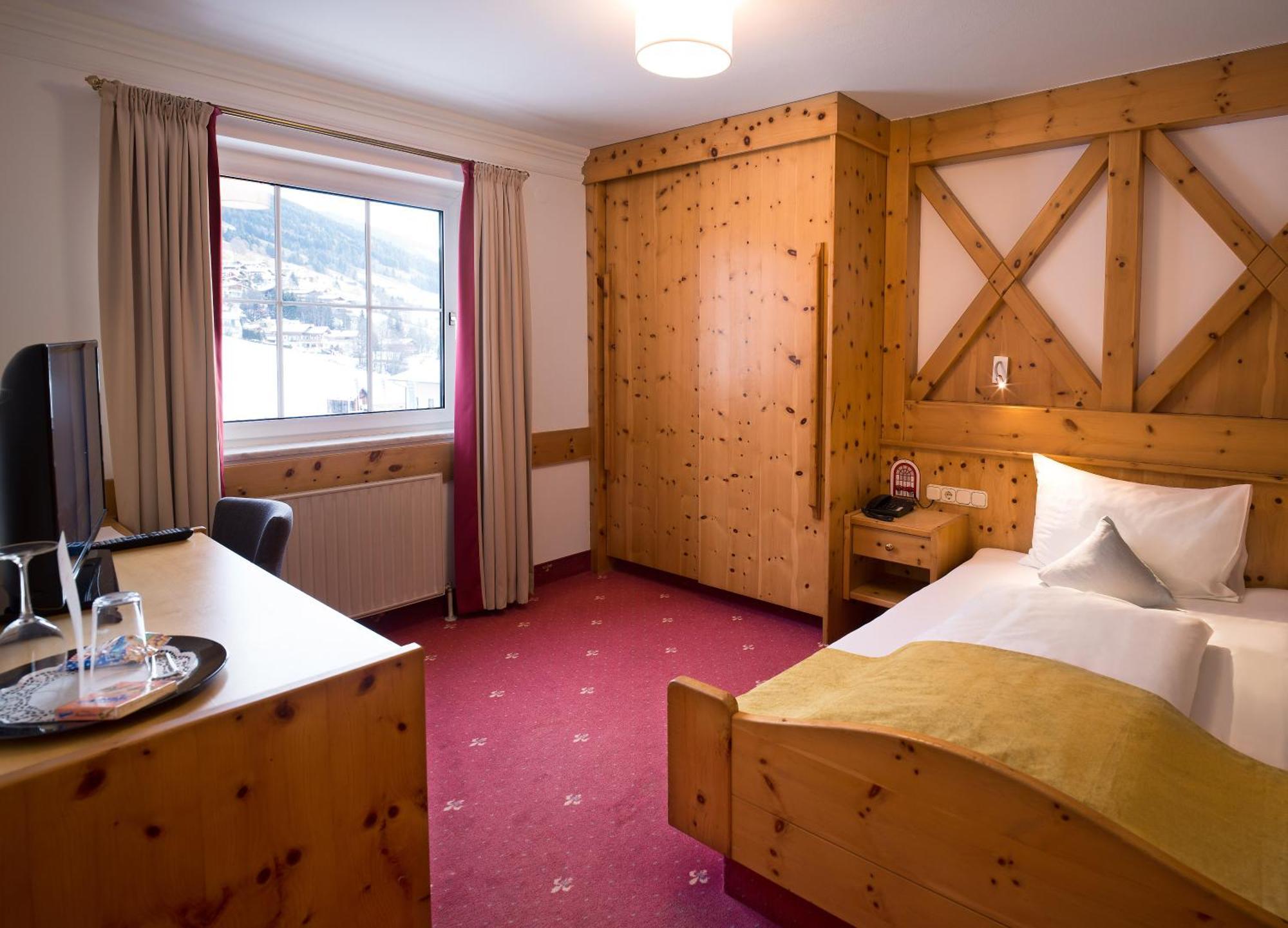 Jufa Alpenhotel Saalbach Luaran gambar