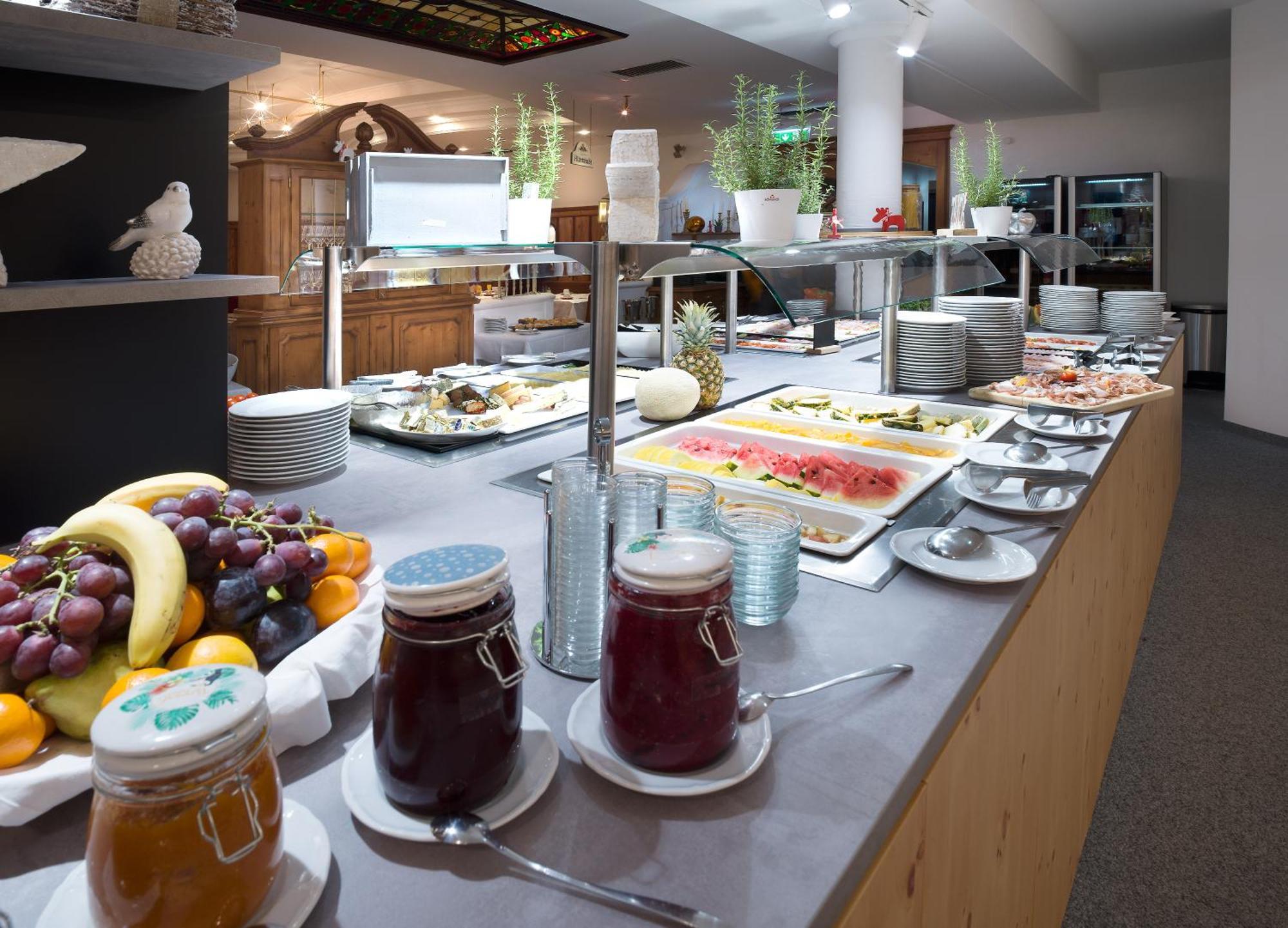 Jufa Alpenhotel Saalbach Luaran gambar