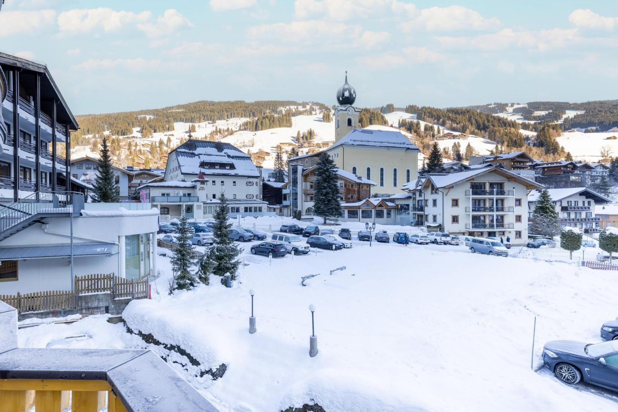 Jufa Alpenhotel Saalbach Luaran gambar